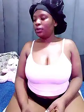 MrsMxx25 online show from 10.30.25