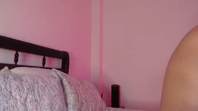 Snapshot of lucyymaximo chatting on 05.31.26 lucyymaximo online show from 05.31.26