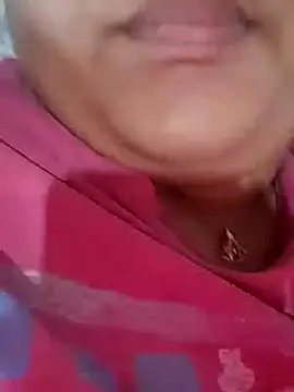 Snapshot of sexymotto chatting on 10.13.25 sexymotto online show from 10.13.25