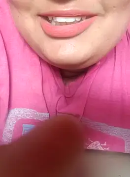 Snapshot of sexymotto chatting on 10.16.25 sexymotto online show from 10.16.25