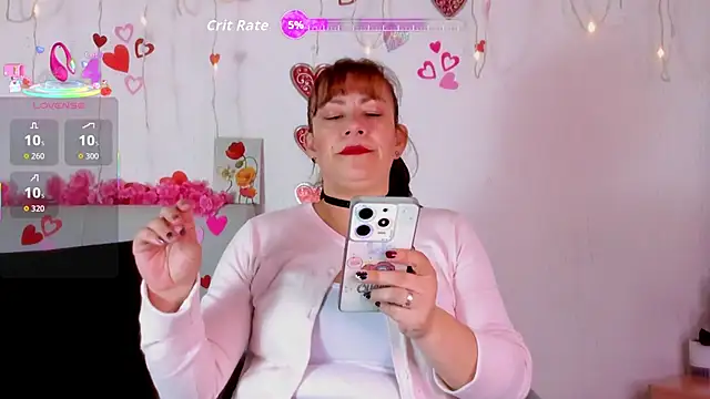 Snapshot of AmaraMoon_ chatting on 09.20.25 AmaraMoon online show from 09.20.25