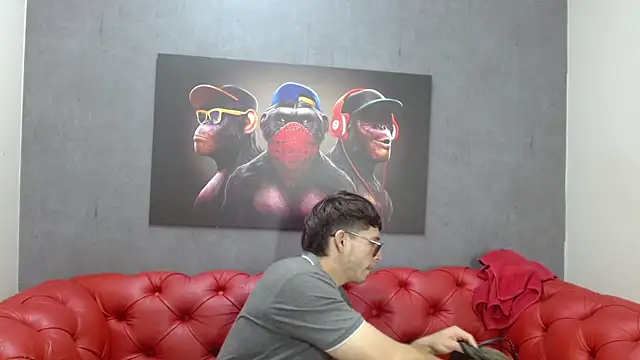 Stuart White online show from 09.21.25