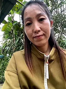Huong-Ly online show from 09.18.25