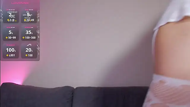 Snapshot of mistress_milana chatting on 12.23.24 mistress milana online show from 12.23.24