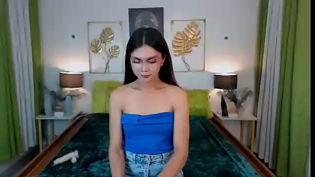 FlirtyMarga online show from 10.28.25