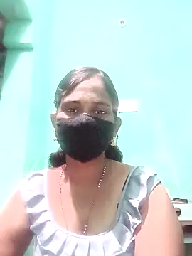 Snapshot of Naina_telugu_ chatting on 10.14.25 Naina telugu online show from 10.14.25