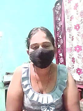 Snapshot of Naina_telugu_ chatting on 10.27.25 Naina telugu online show from 10.27.25