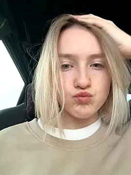 EmilyMood online show from 09.16.25