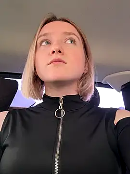 EmilyMood online show from 09.18.25