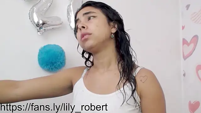 lily robertss  online show from 09.13.25