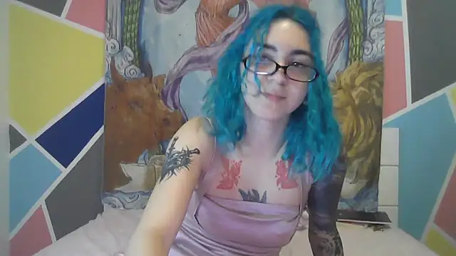 Snapshot of peetitefairy chatting on 10.01.25 peetitefairy online show from 10.01.25