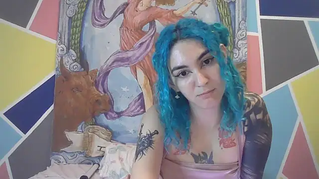 Snapshot of peetitefairy chatting on 10.02.25 peetitefairy online show from 10.02.25