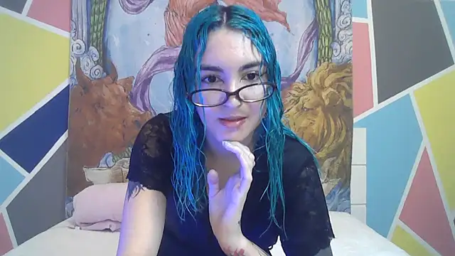 Snapshot of peetitefairy chatting on 10.09.25 peetitefairy online show from 10.09.25