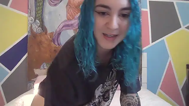 Snapshot of peetitefairy chatting on 10.12.25 peetitefairy online show from 10.12.25