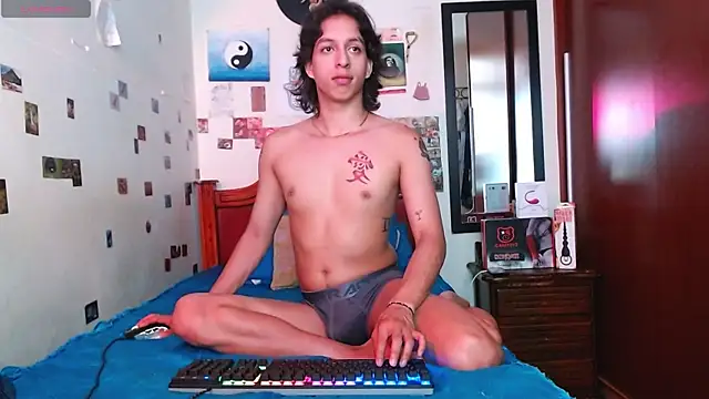 DannyPhantom555 online show from 10.16.25