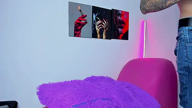 Snapshot of Sweettmia chatting on 11.09.25 Sweettmia online show from 11.09.25