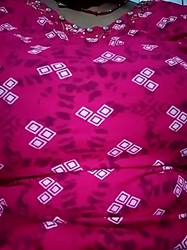 Snapshot of Aruhi_hot chatting on 09.18.25 Aruhi hot online show from 09.18.25