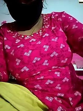 Snapshot of Aruhi_hot chatting on 09.29.25 Aruhi hot online show from 09.29.25