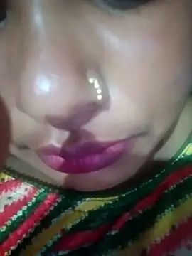 Snapshot of Aruhi_hot chatting on 10.22.25 Aruhi hot online show from 10.22.25