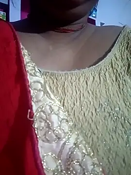 Snapshot of Aruhi_hot chatting on 10.23.25 Aruhi hot online show from 10.23.25