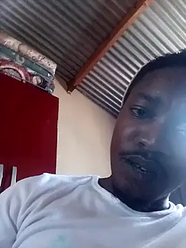 Snapshot of Hood_Bouy chatting on 11.18.25 Hood Bouy online show from 11.18.25