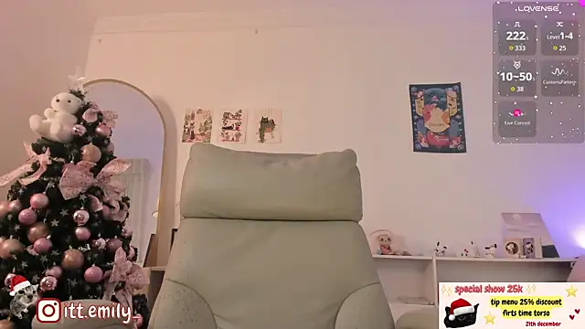 emily uwu0 online show from 12.21.25