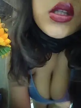 Snapshot of Hott_Muskan chatting on 06.08.26 Hott Muskan online show from 06.08.26