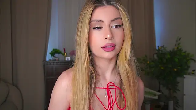Snapshot of GeorginaHarn chatting on 06.01.26 GeorginaHarn online show from 06.01.26