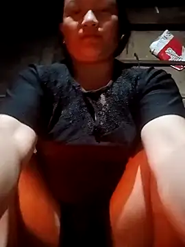 Love-Mama33 online show from 12.16.25