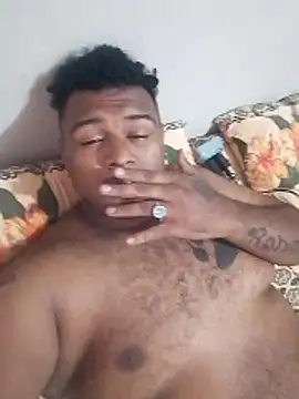 Snapshot of Mrdot22cm chatting on 11.07.25 Mrdot22cm online show from 11.07.25