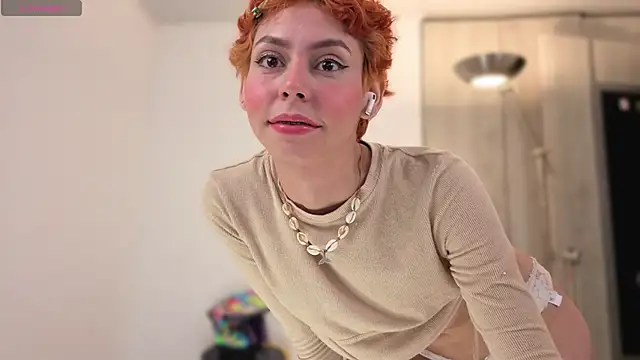 Snapshot of colette_e chatting on 10.15.25 colette e online show from 10.15.25