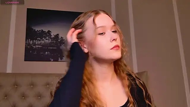 MandyMils online show from 10.04.25