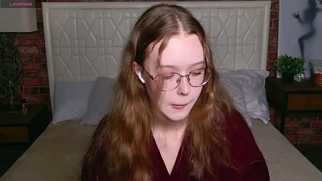 MandyMils online show from 11.09.25