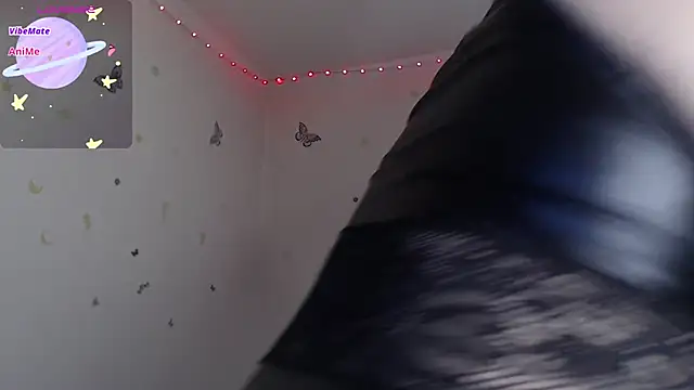 Snapshot of evangeline_lover chatting on 10.10.25 evangeline lover online show from 10.10.25