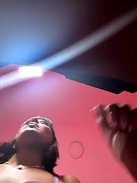 Snapshot of Danicute_ chatting on 09.27.25 Danicute online show from 09.27.25