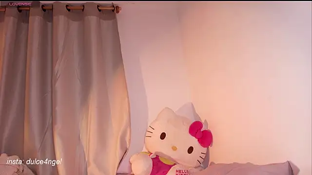 dulceangel   online show from 11.27.25