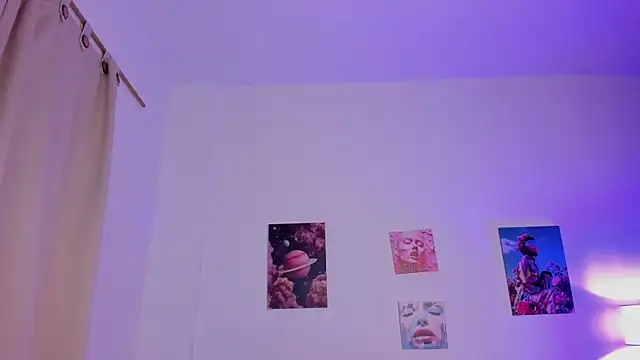 Snapshot of mia_purplee chatting on 09.25.25 mia purplee online show from 09.25.25