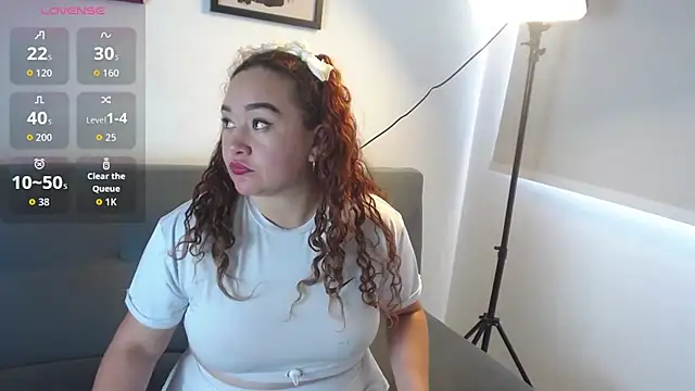 Paris boobsbbw online show from 10.14.25