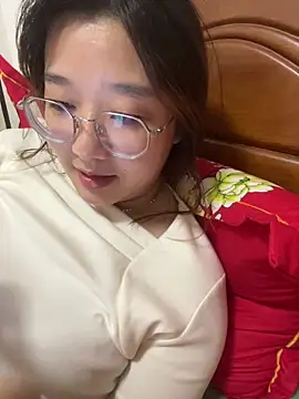 sisi-maiden online show from 02.17.26