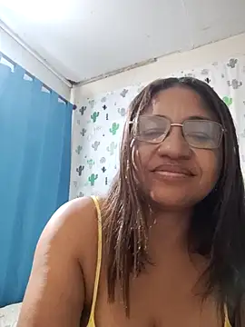 Snapshot of Avannay chatting on 02.24.26 Avannay online show from 02.24.26