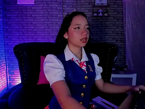 akimy teen online show from 10.07.25