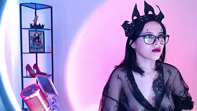 girldom online show from 01.07.26