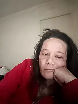 Snapshot of zeousseelphie chatting on 10.12.25 zeousseelphie online show from 10.12.25