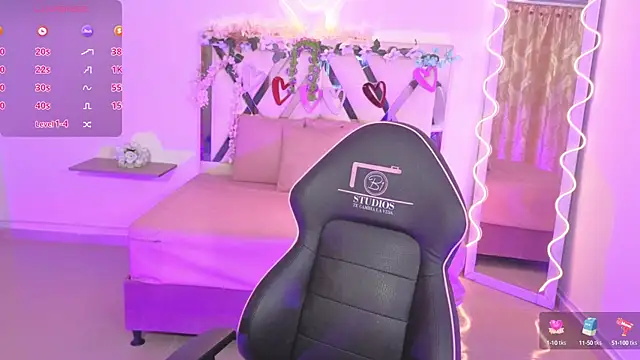 ZURY TAY online show from 09.30.25