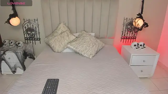 Dani rosse  online show from 10.18.25