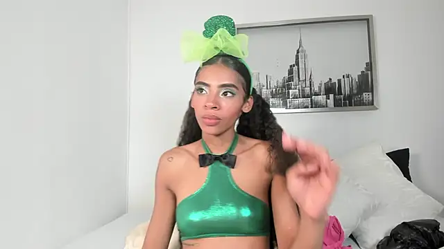 sarah ashbourne online show from 10.31.25