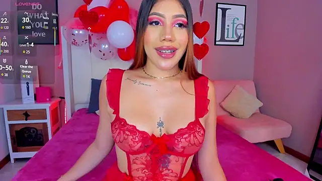 Snapshot of sarahyessica chatting on 02.14.26 sarahyessica online show from 02.14.26