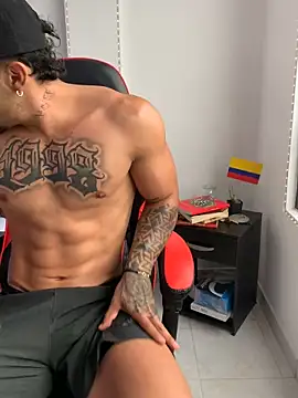 Snapshot of DeimonOficial chatting on 09.30.25 DeimonOficial online show from 09.30.25