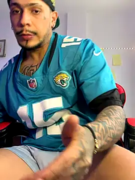 Snapshot of DeimonOficial chatting on 10.04.25 DeimonOficial online show from 10.04.25