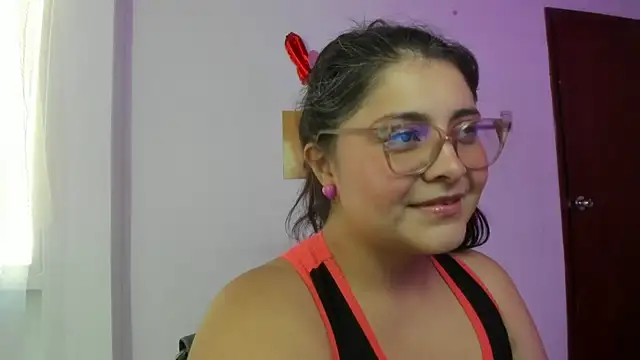 TifanyAmazinng online show from 02.21.26